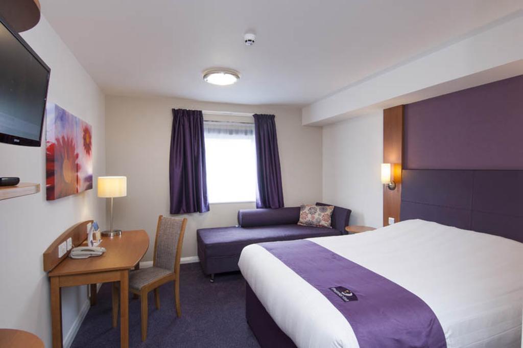 Premier Inn Stratford Upon Avon Waterways Kamer foto