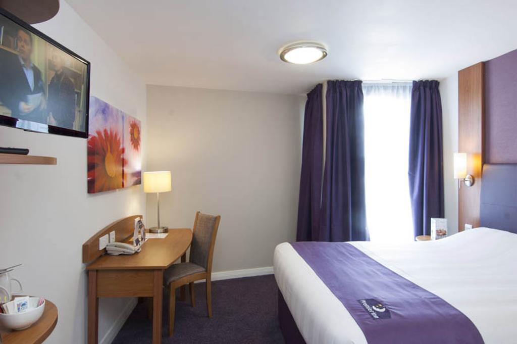 Premier Inn Stratford Upon Avon Waterways Kamer foto