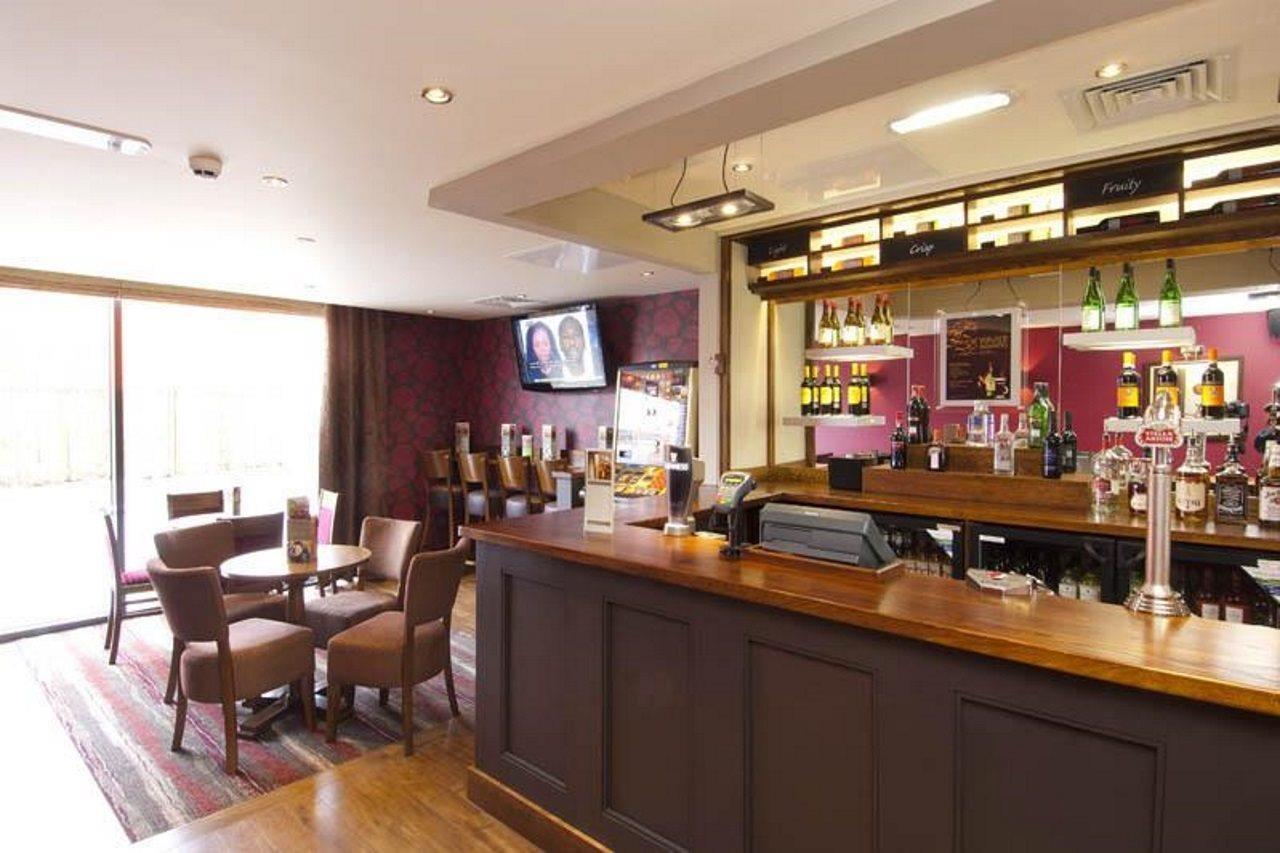 Premier Inn Stratford Upon Avon Waterways Buitenkant foto