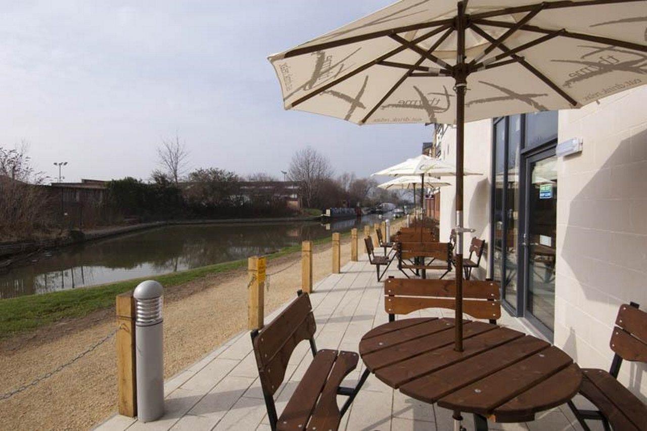 Premier Inn Stratford Upon Avon Waterways Buitenkant foto