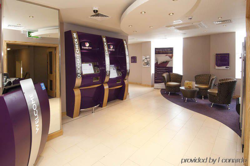 Premier Inn Stratford Upon Avon Waterways Buitenkant foto