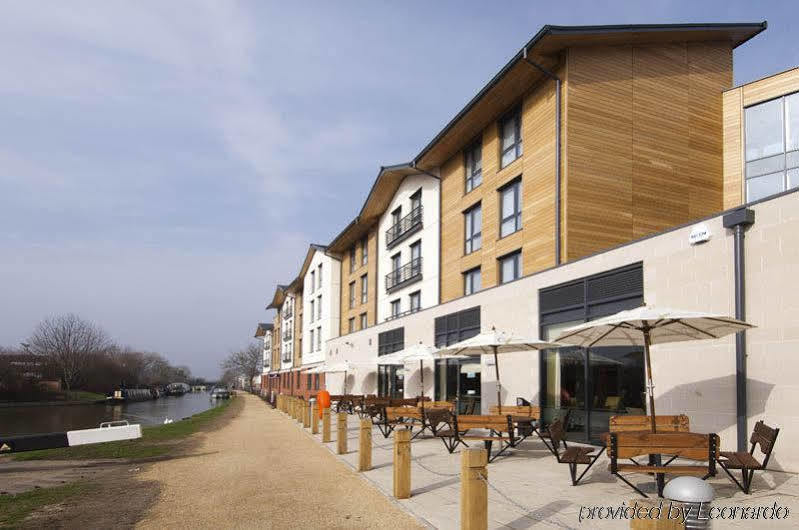 Premier Inn Stratford Upon Avon Waterways Buitenkant foto